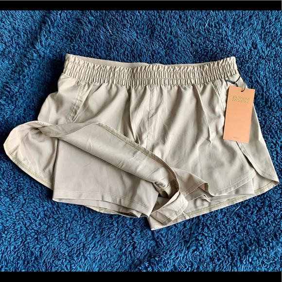 girlfriend collective Pants - New Girlfriend Collective Trail Short M